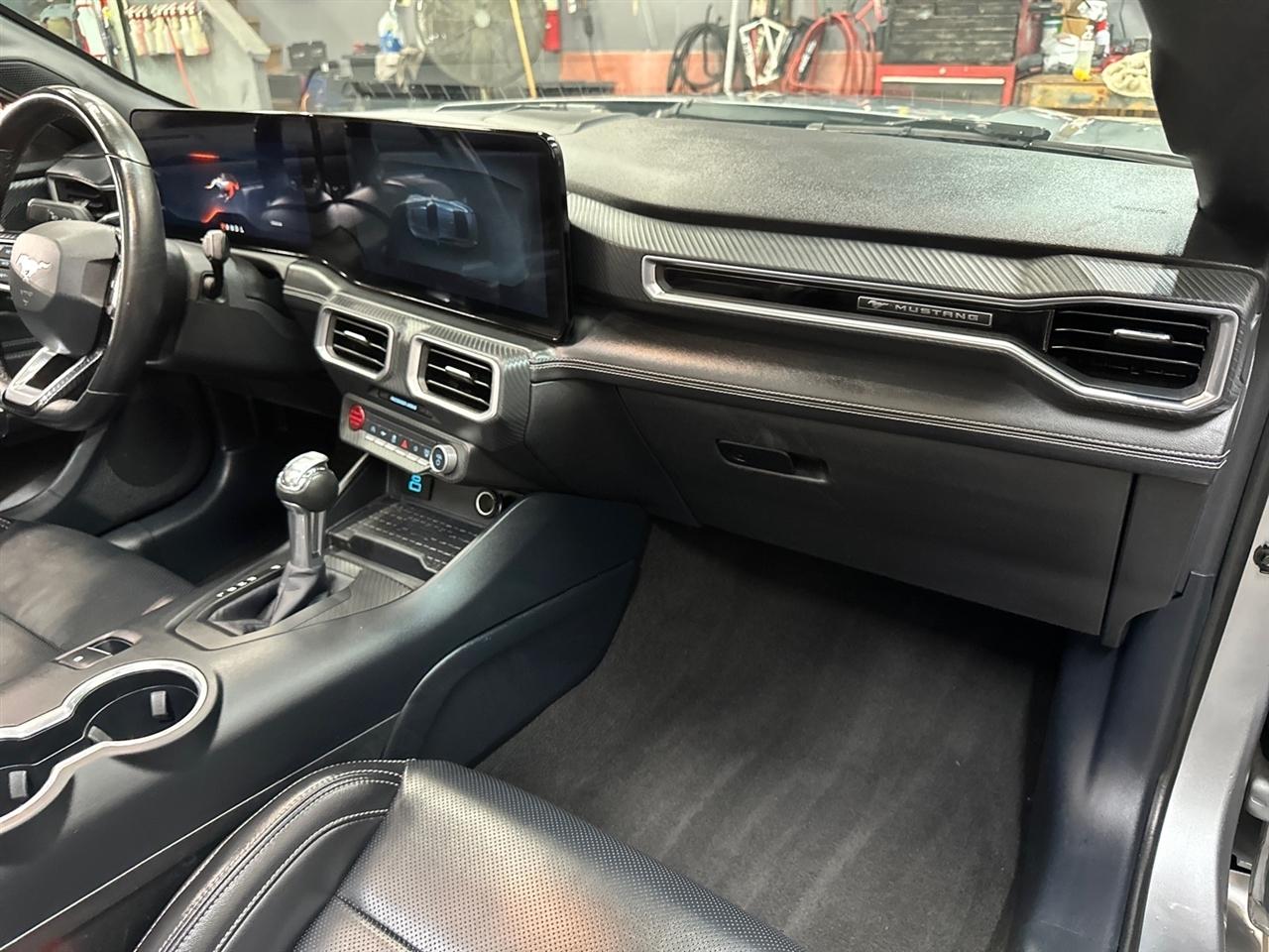 Ford Mustang EcoBoost Convertible 2024