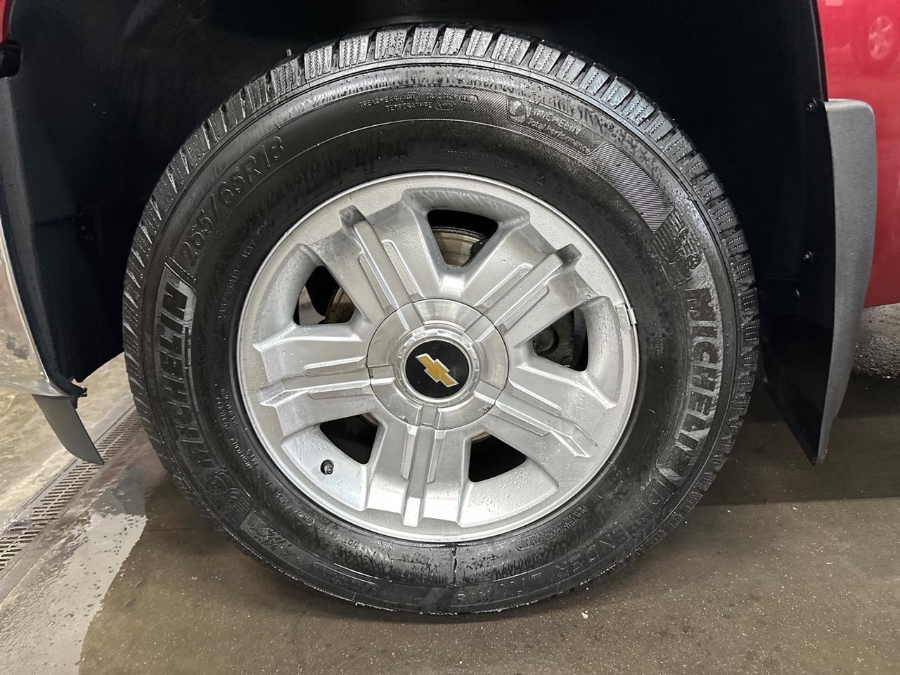 Chevrolet Silverado 1500 4WD Crew Cab 143.5" LT 2013