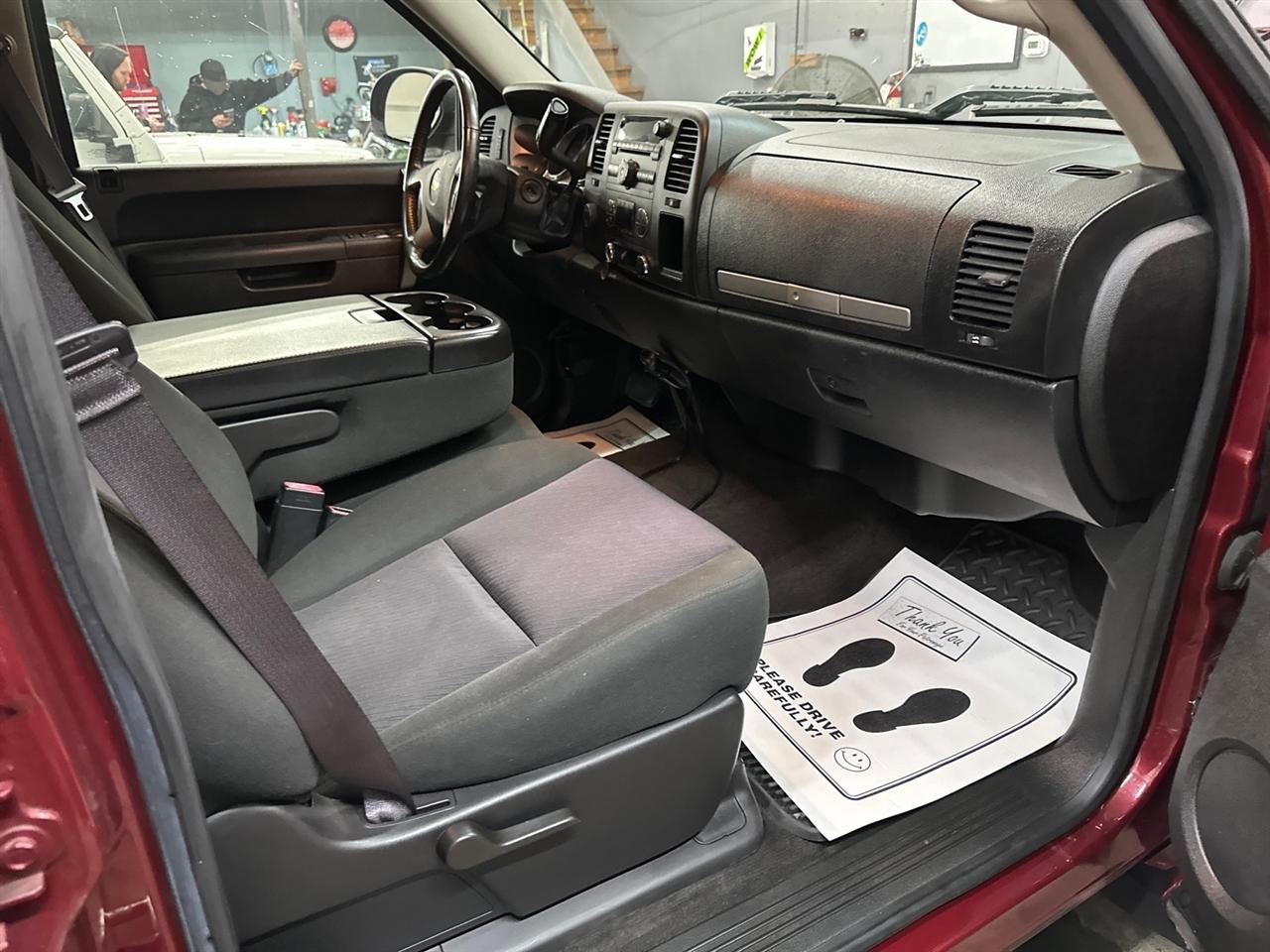 Chevrolet Silverado 1500 4WD Crew Cab 143.5" LT 2013