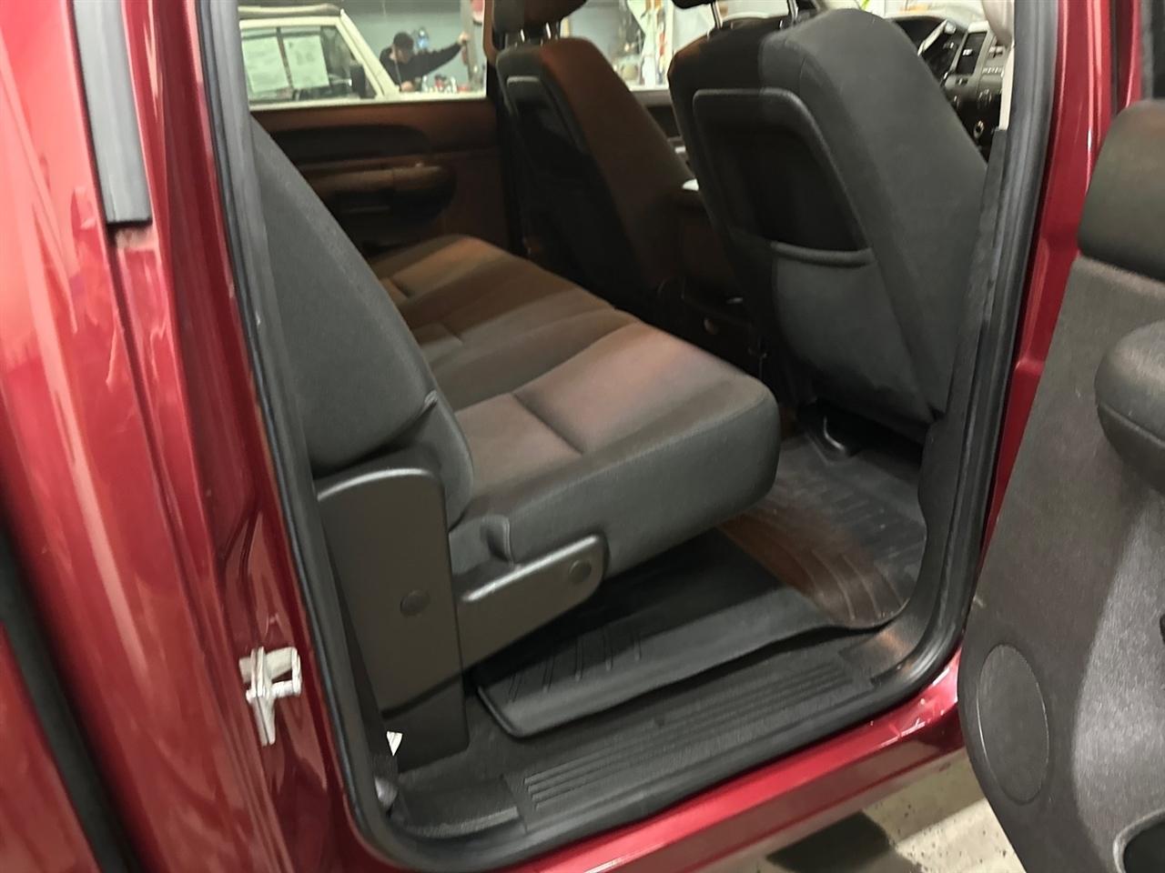 Chevrolet Silverado 1500 4WD Crew Cab 143.5" LT 2013