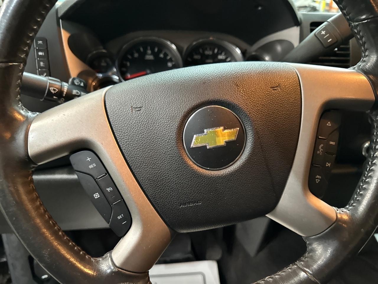 Chevrolet Silverado 1500 4WD Crew Cab 143.5" LT 2013