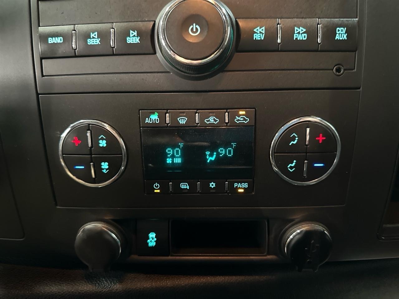 Chevrolet Silverado 1500 4WD Crew Cab 143.5" LT 2013