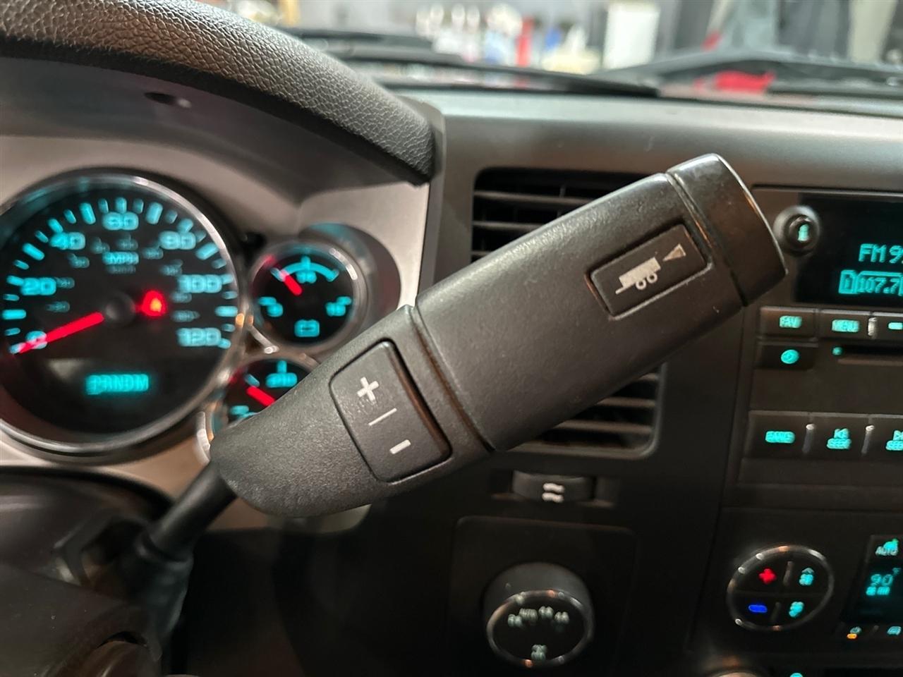 Chevrolet Silverado 1500 4WD Crew Cab 143.5" LT 2013