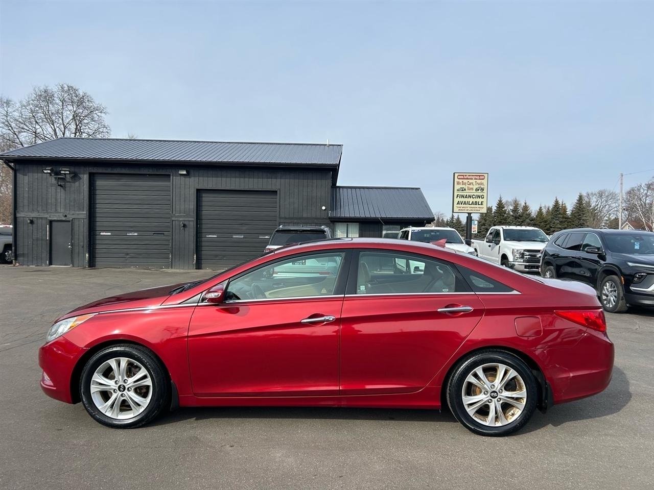 Hyundai Sonata 4dr Sdn 2.4L Auto Ltd 2011