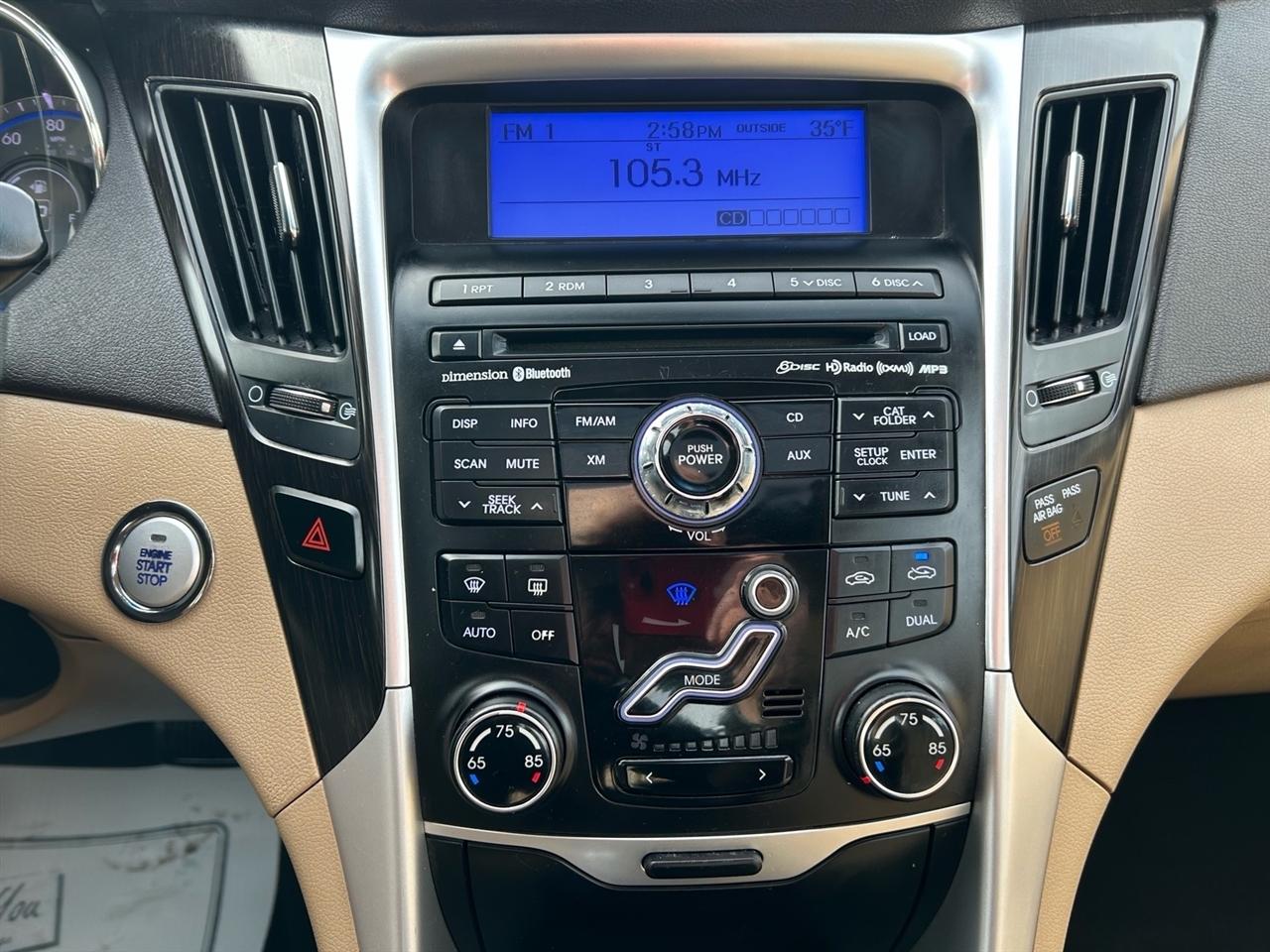 Hyundai Sonata 4dr Sdn 2.4L Auto Ltd 2011