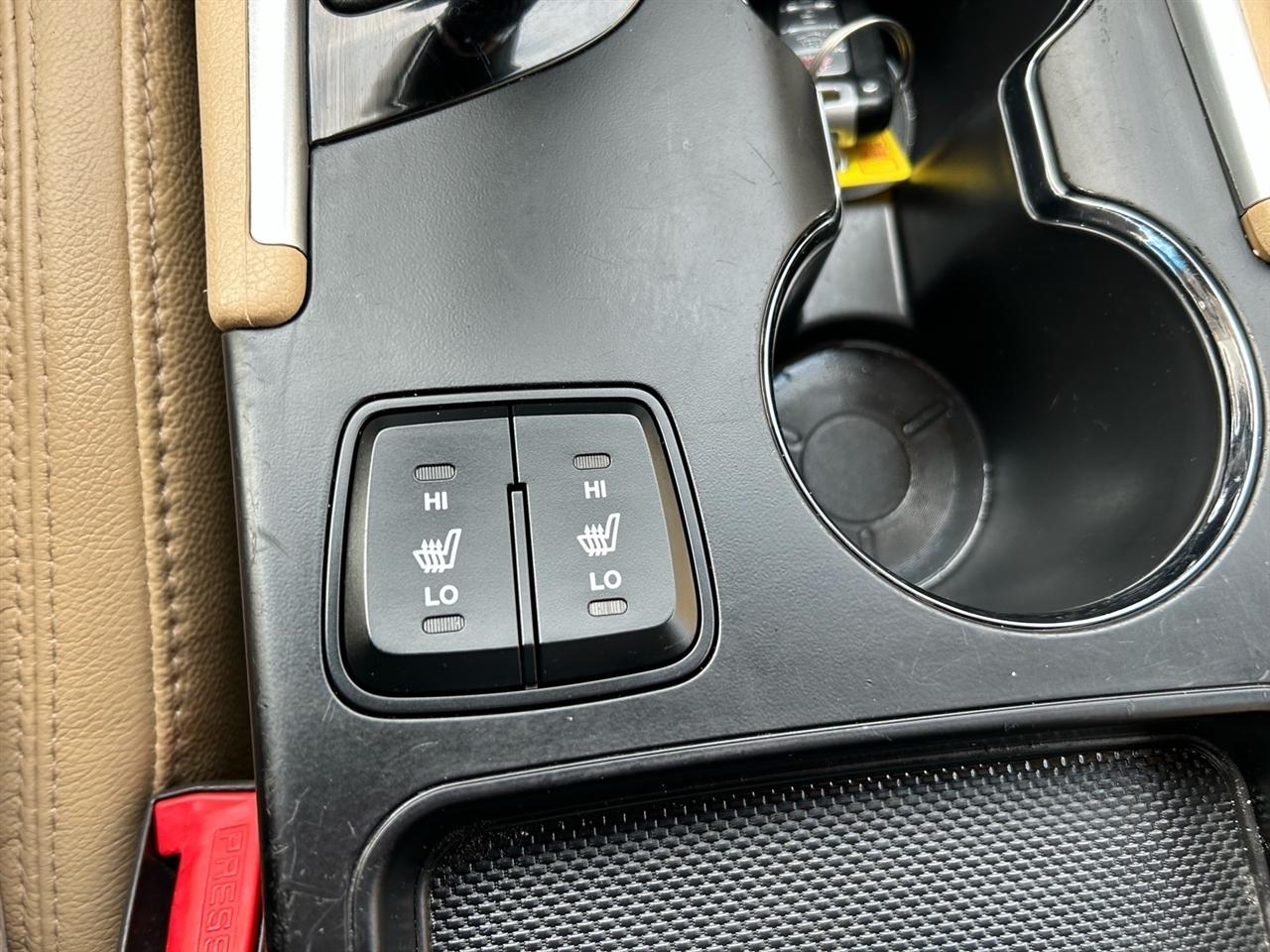 Hyundai Sonata 4dr Sdn 2.4L Auto Ltd 2011