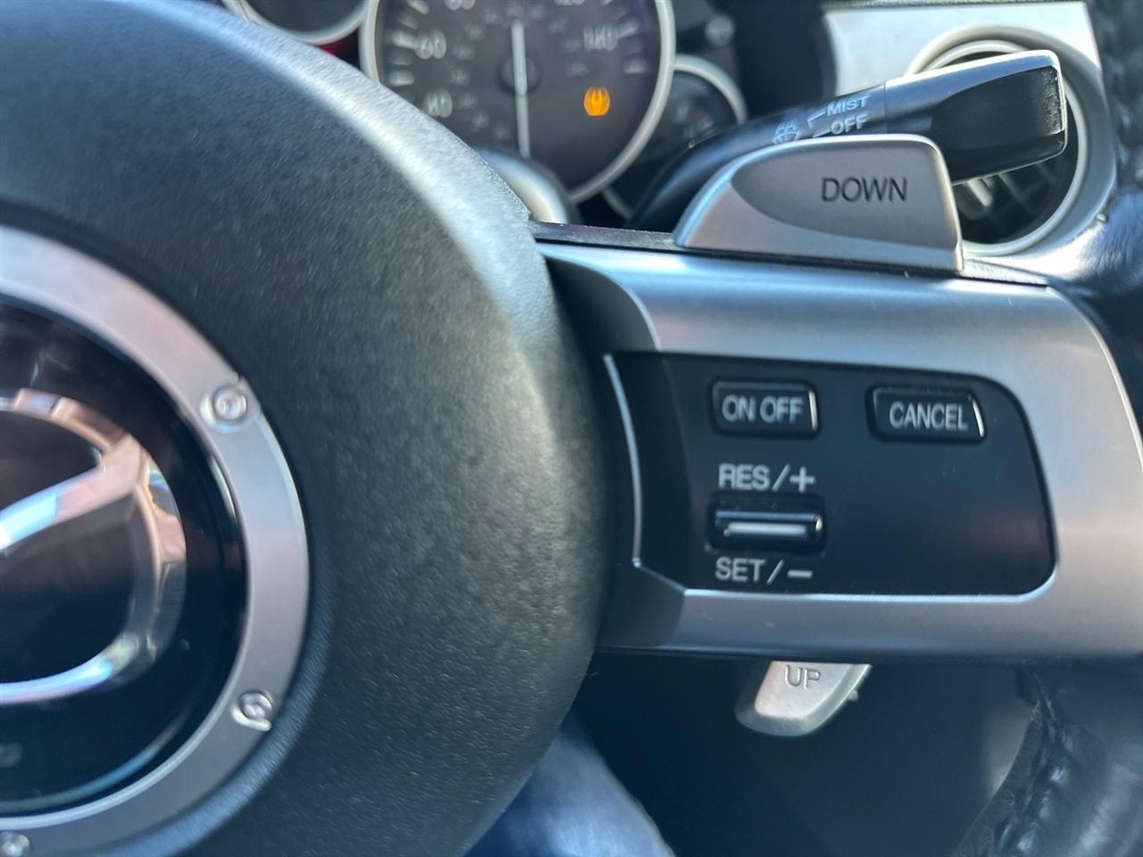 Mazda MX-5 Miata 2dr Conv Auto Sport 2011