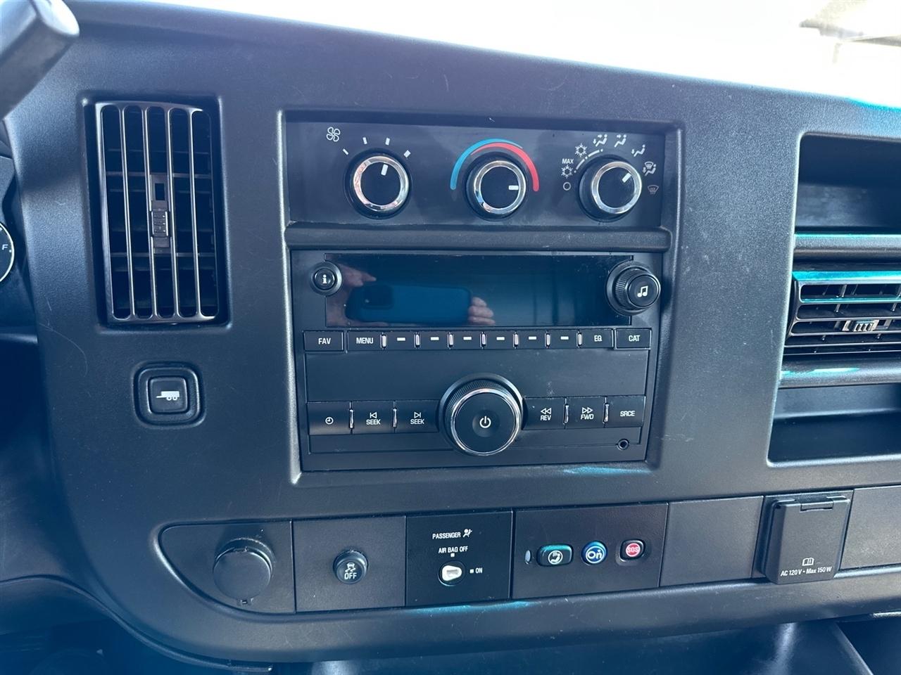 Chevrolet Express Cargo Van RWD 2500 135" 2020