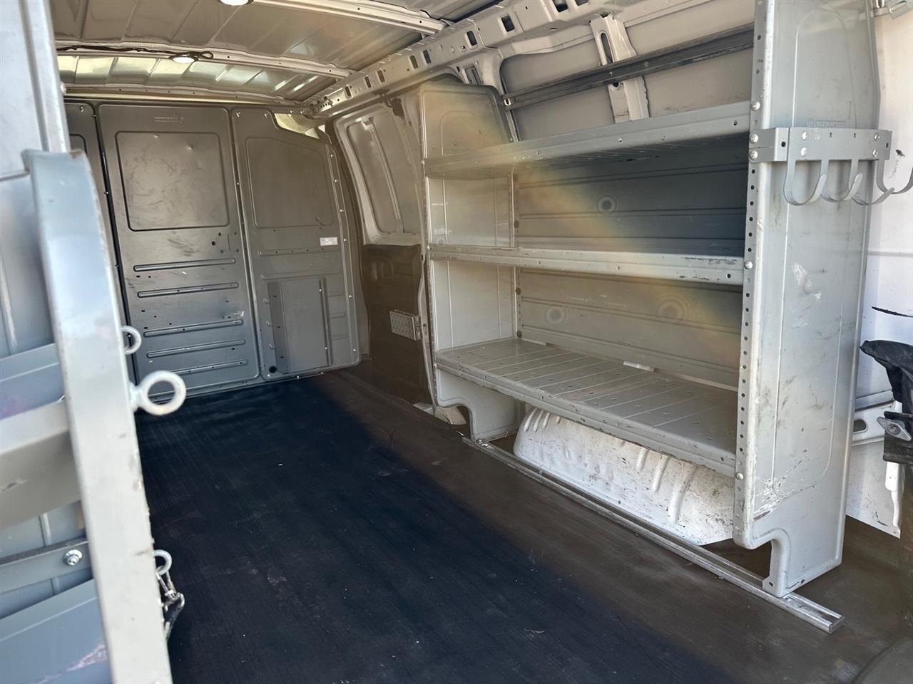 Chevrolet Express Cargo Van RWD 2500 135" 2020