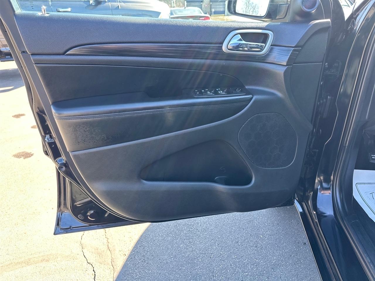 Jeep Grand Cherokee Altitude 4x4 2019