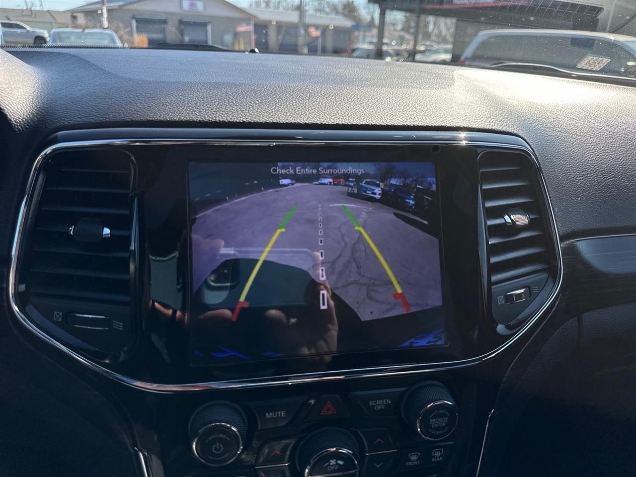 Jeep Grand Cherokee Altitude 4x4 2019