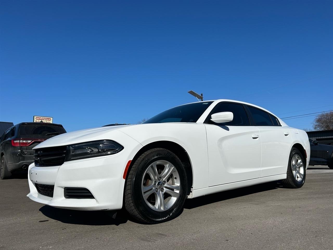 Dodge Charger SXT RWD 2021