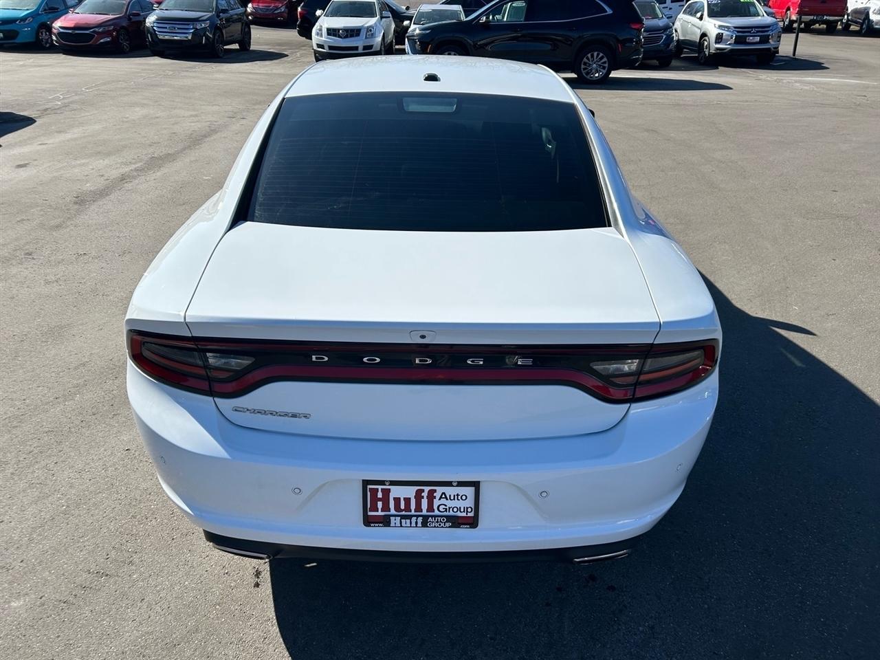 Dodge Charger SXT RWD 2021