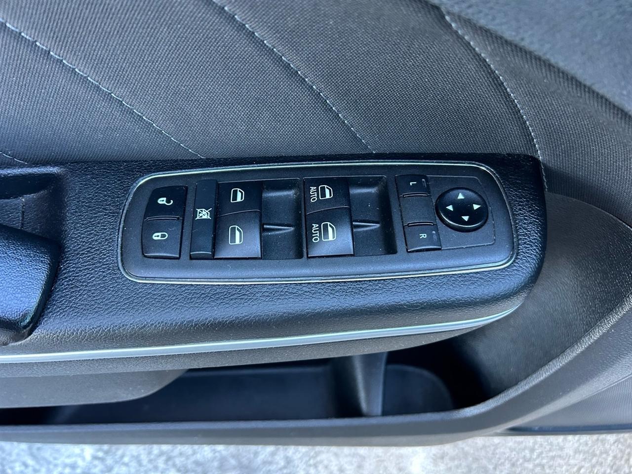 Dodge Charger SXT RWD 2021