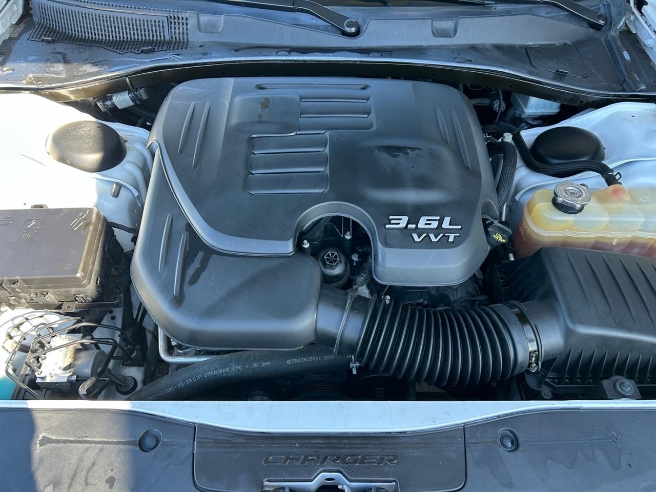 Dodge Charger SXT RWD 2021