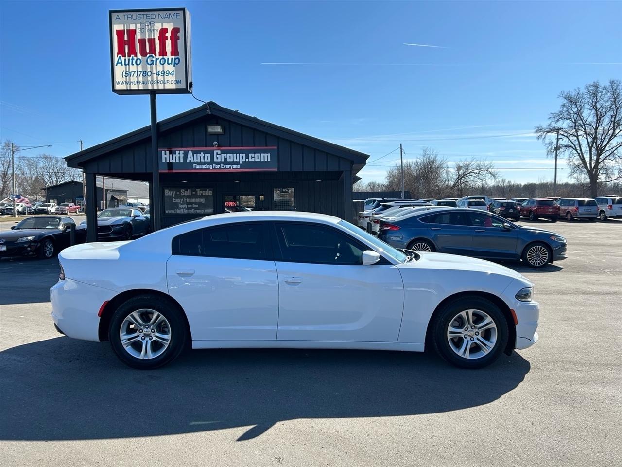 Dodge Charger SXT RWD 2021