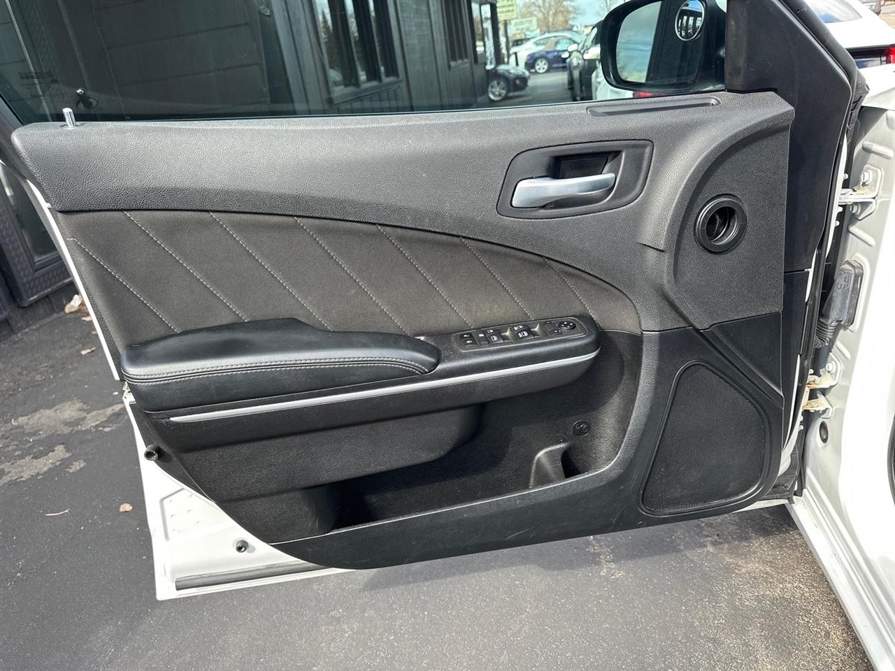 Dodge Charger SXT RWD 2021