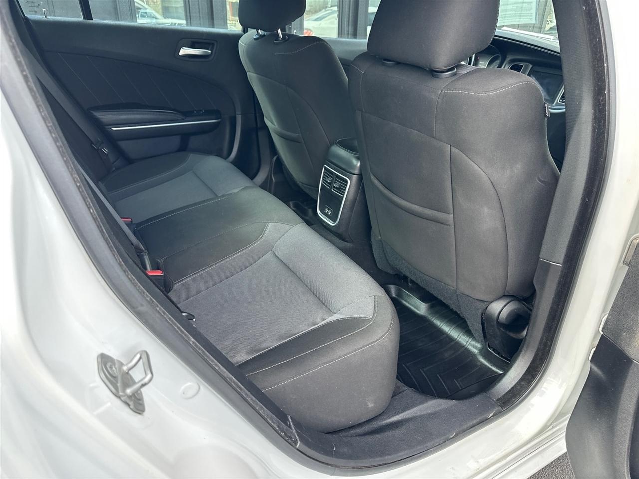 Dodge Charger SXT RWD 2021