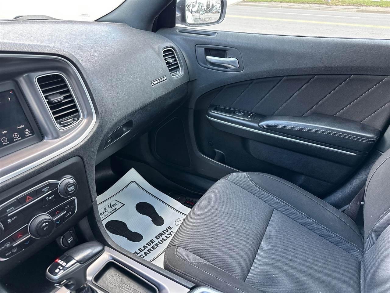 Dodge Charger SXT RWD 2021