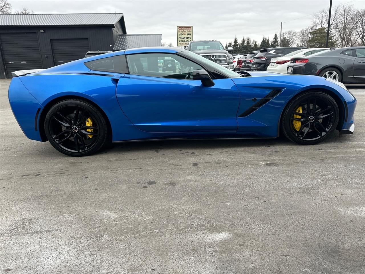 Chevrolet Corvette 2dr Stingray Z51 Cpe w/2LT 2015