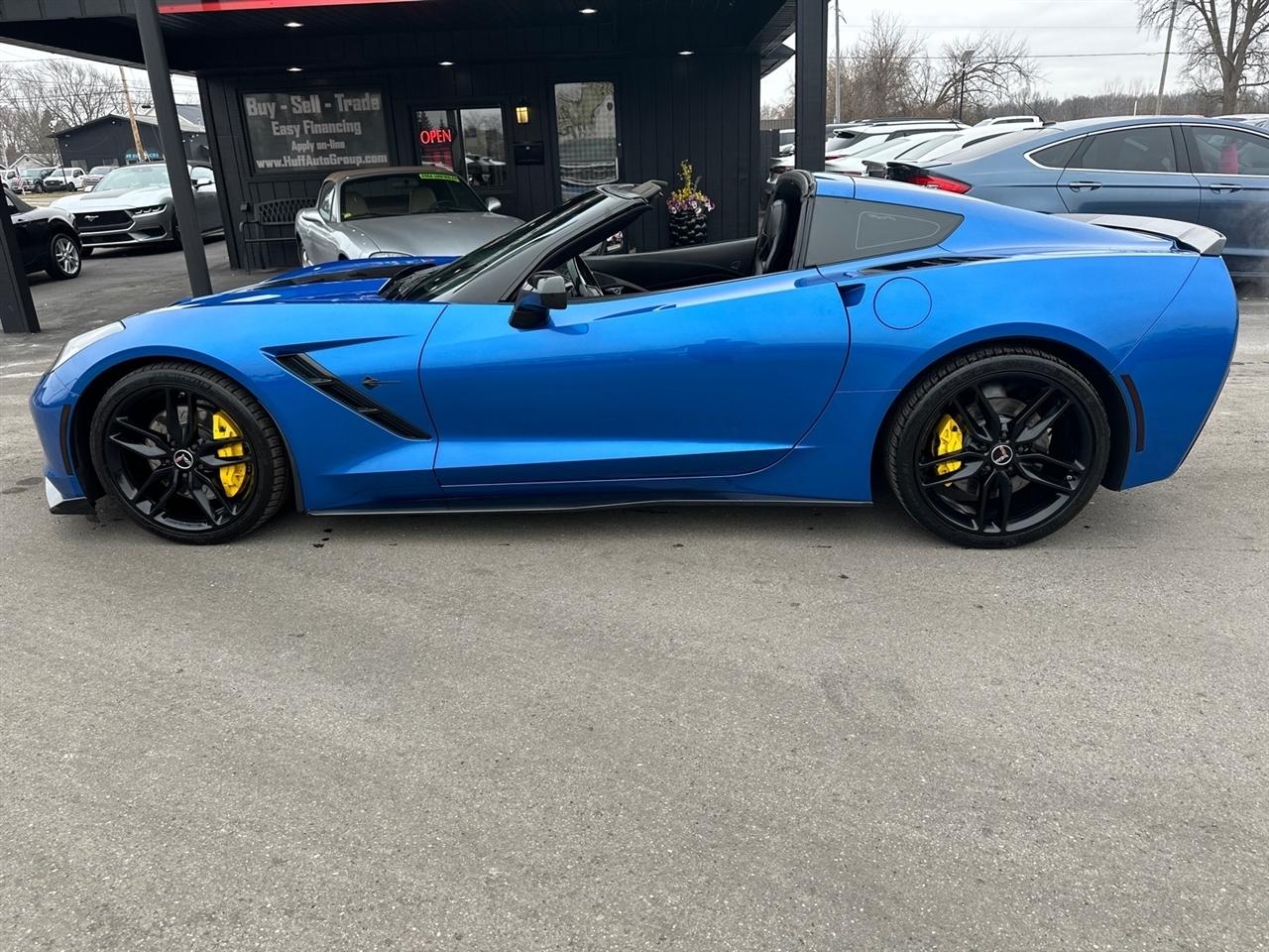 Chevrolet Corvette 2dr Stingray Z51 Cpe w/2LT 2015