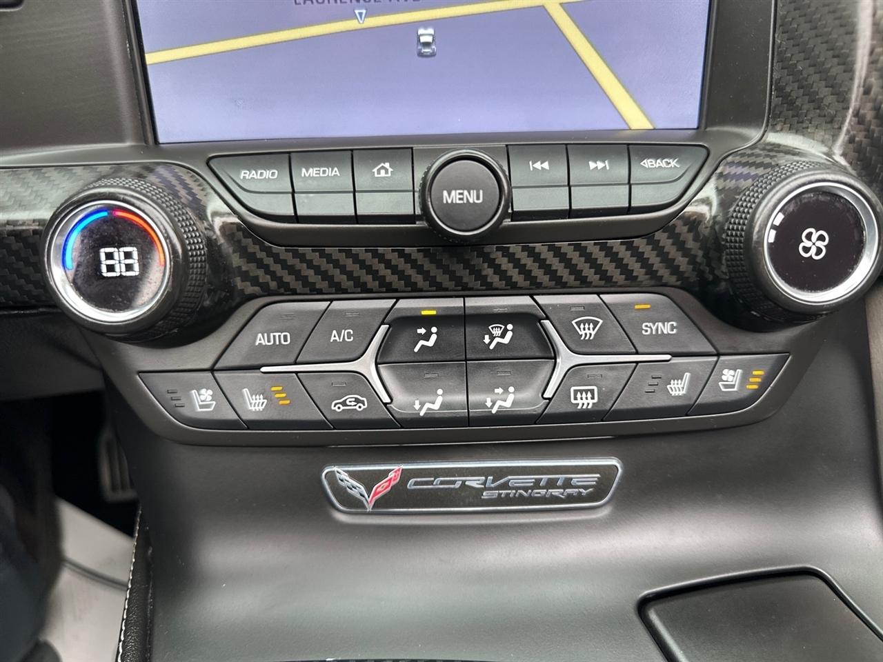 Chevrolet Corvette 2dr Stingray Z51 Cpe w/2LT 2015