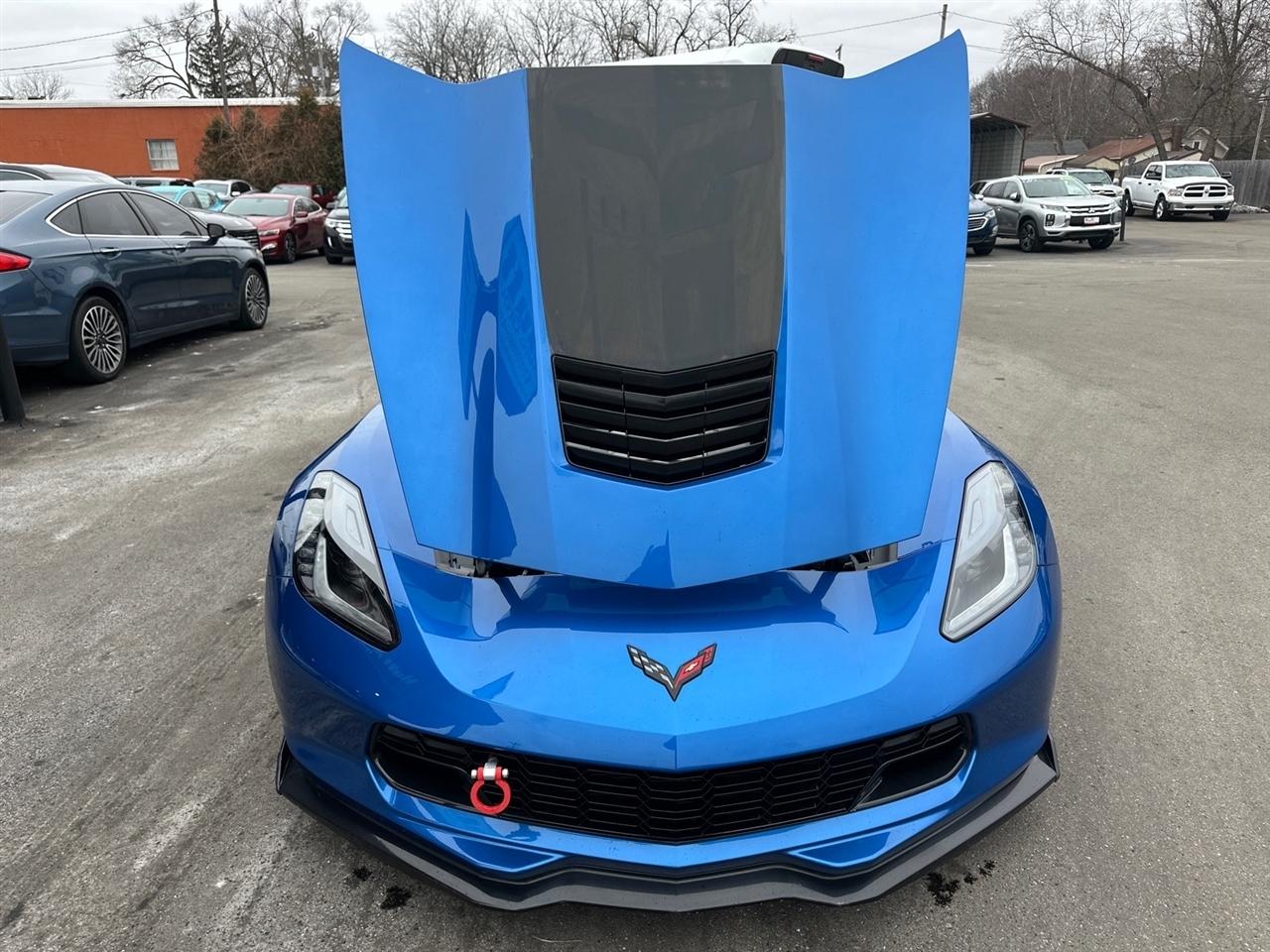 Chevrolet Corvette 2dr Stingray Z51 Cpe w/2LT 2015