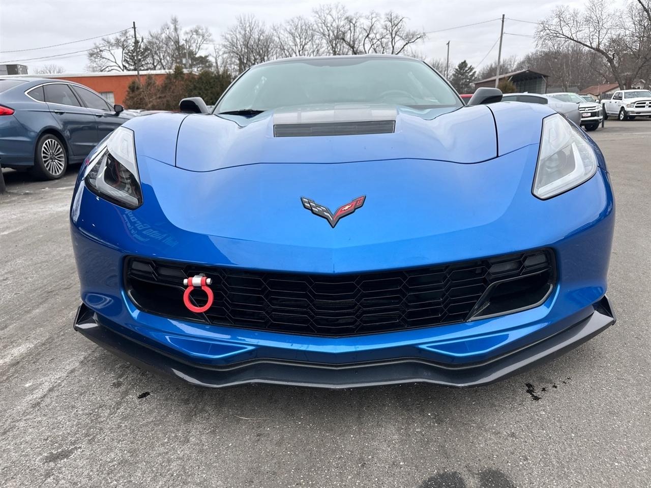 Chevrolet Corvette 2dr Stingray Z51 Cpe w/2LT 2015