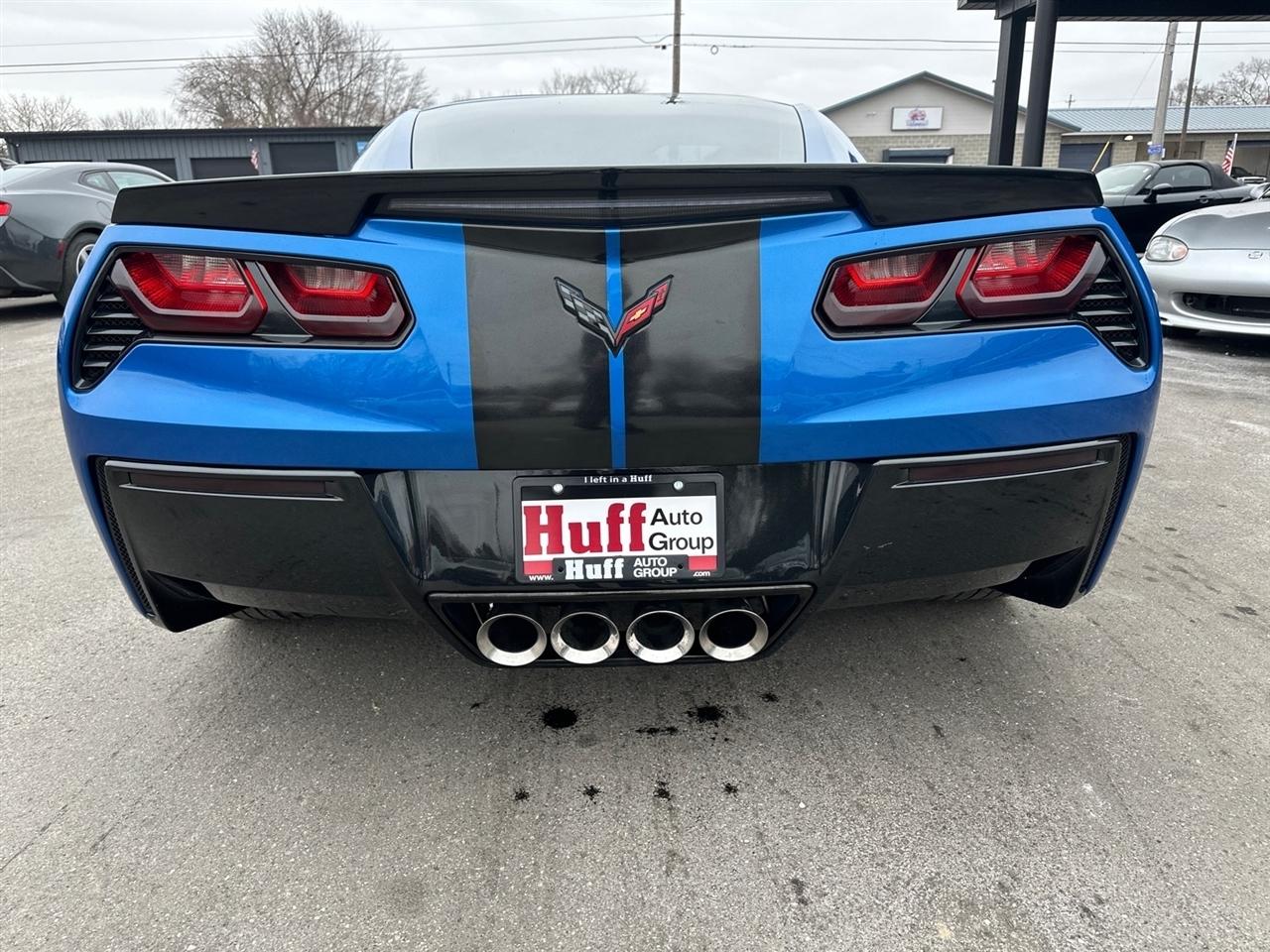 Chevrolet Corvette 2dr Stingray Z51 Cpe w/2LT 2015