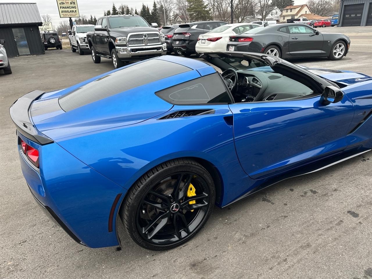 Chevrolet Corvette 2dr Stingray Z51 Cpe w/2LT 2015