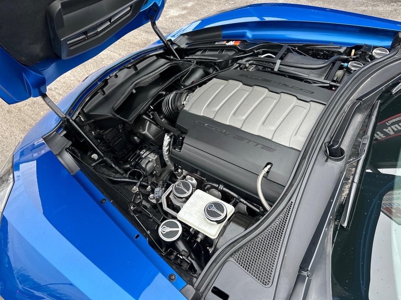 Chevrolet Corvette 2dr Stingray Z51 Cpe w/2LT 2015