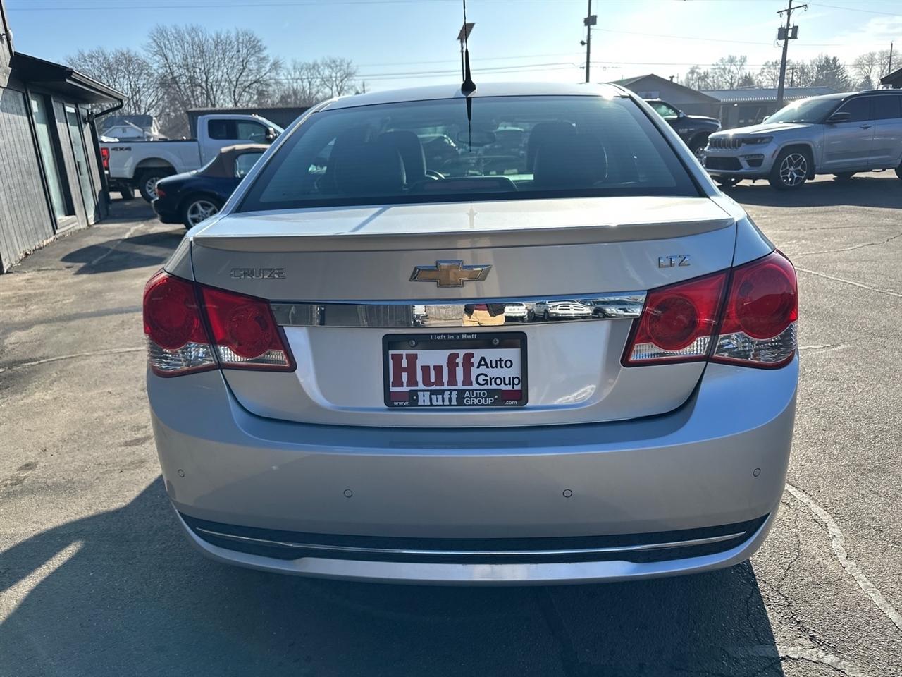 Chevrolet Cruze 4dr Sdn LTZ 2012