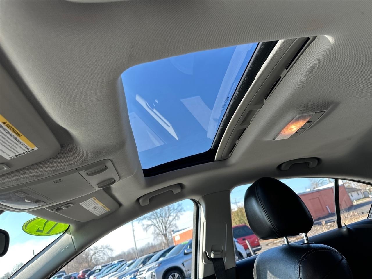 Chevrolet Cruze 4dr Sdn LTZ 2012