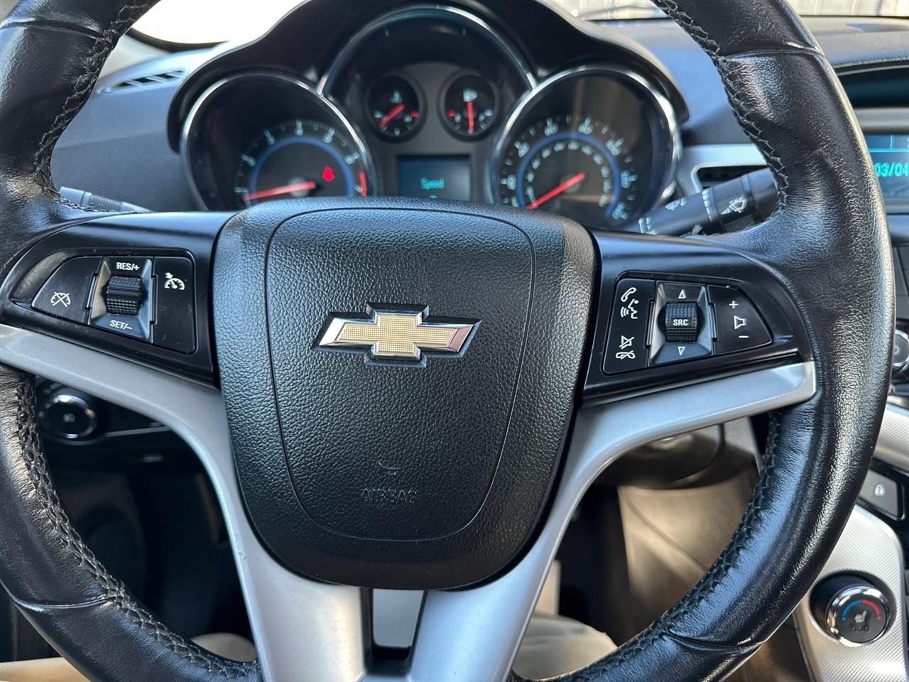 Chevrolet Cruze 4dr Sdn LTZ 2012