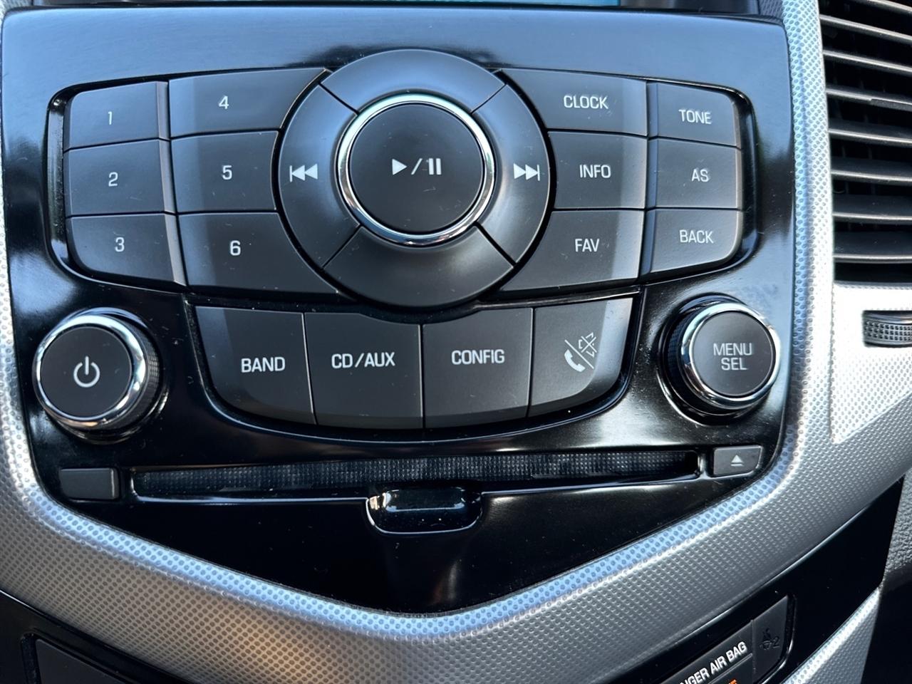 Chevrolet Cruze 4dr Sdn LTZ 2012