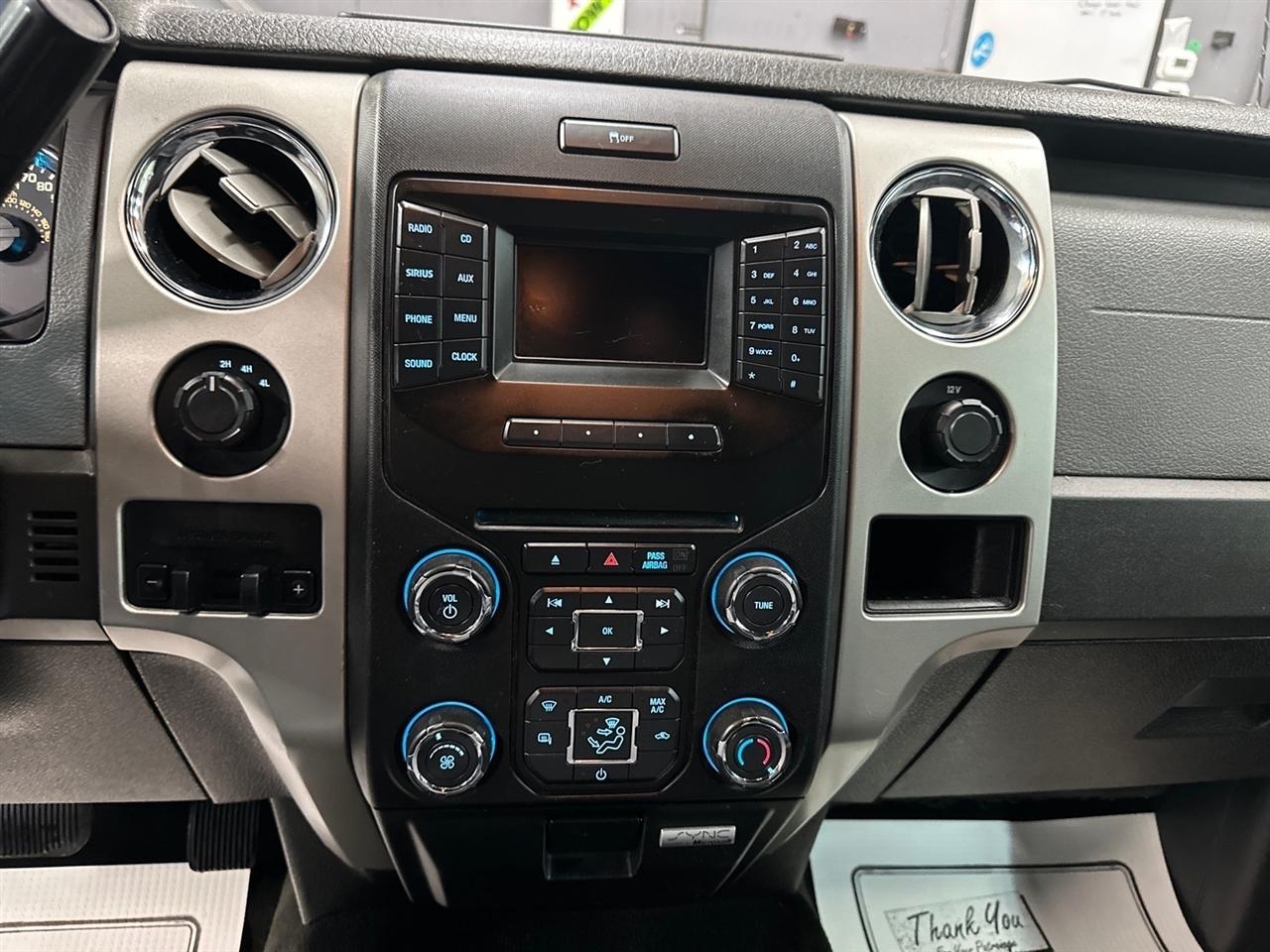 Ford F-150 4WD SuperCrew 157" XL w/HD Payload Pkg 2013