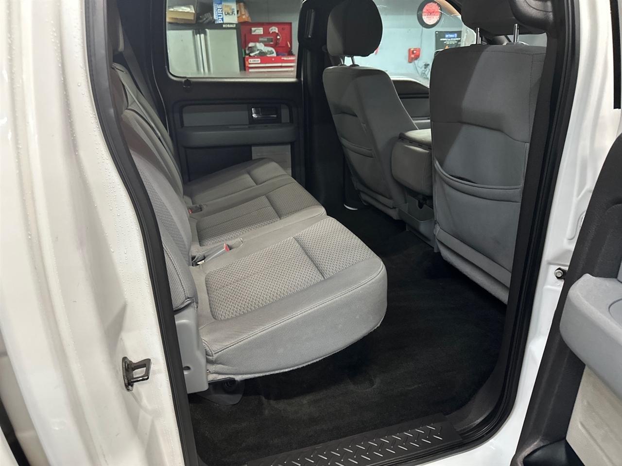 Ford F-150 4WD SuperCrew 157" XL w/HD Payload Pkg 2013