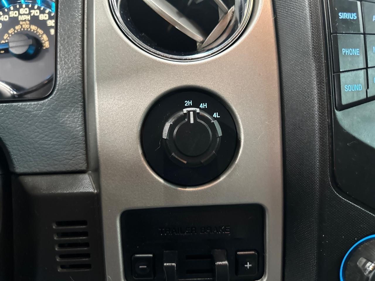 Ford F-150 4WD SuperCrew 157" XL w/HD Payload Pkg 2013