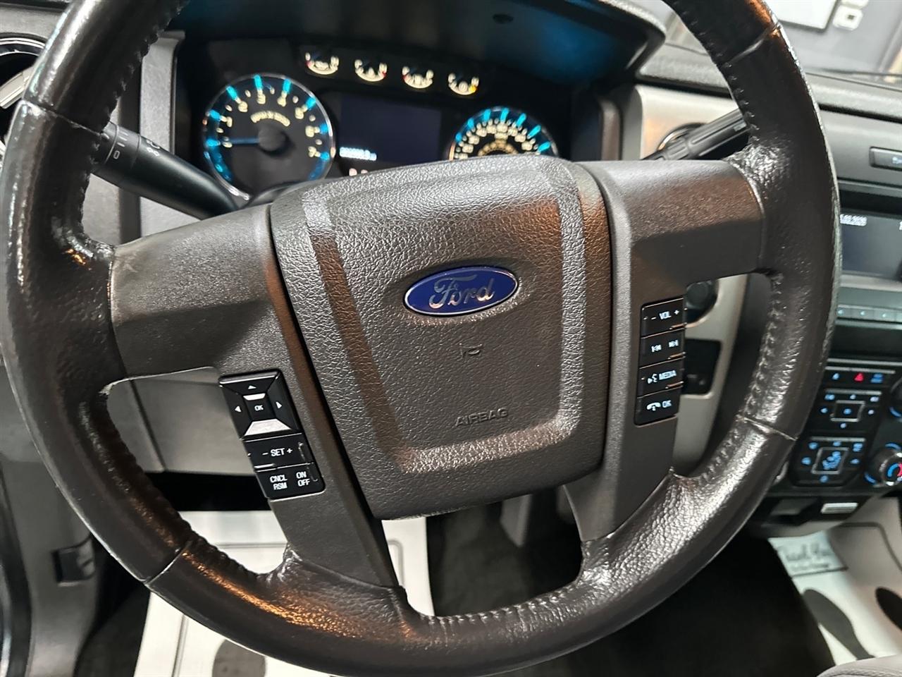 Ford F-150 4WD SuperCrew 157" XL w/HD Payload Pkg 2013