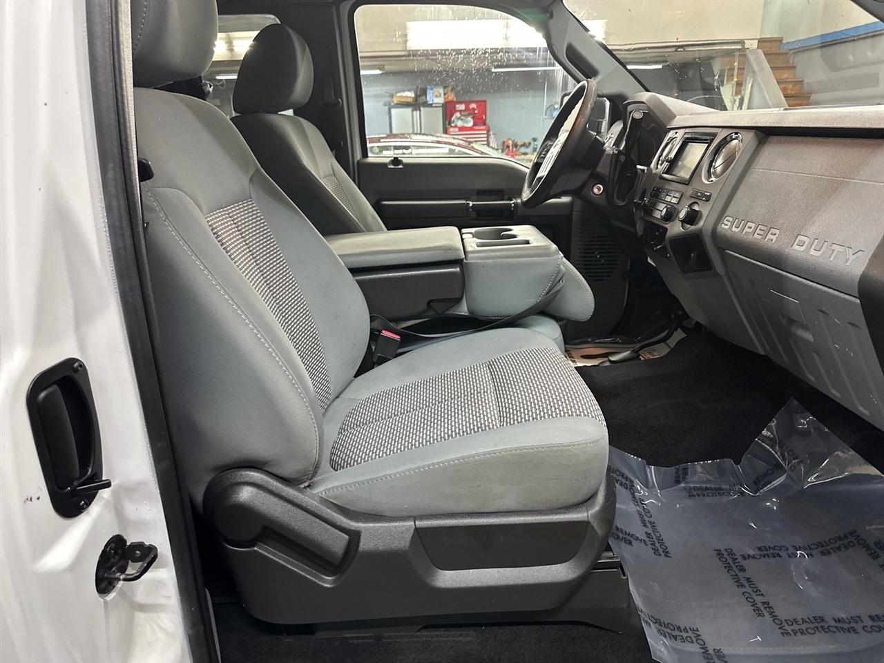 Ford Super Duty F-250 SRW 4WD SuperCab 142" Lariat 2011