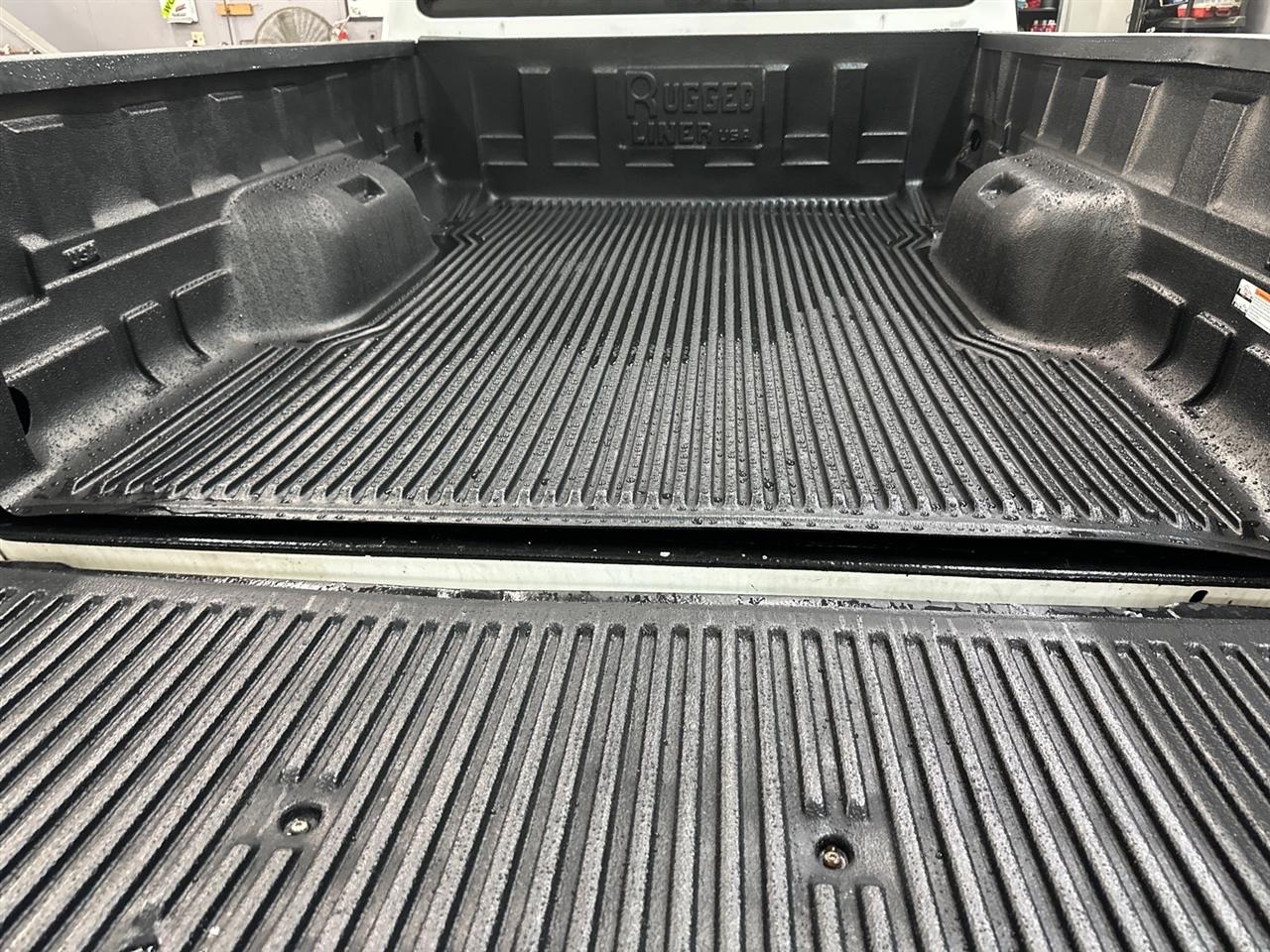 Ford Super Duty F-250 SRW 4WD SuperCab 142" Lariat 2011