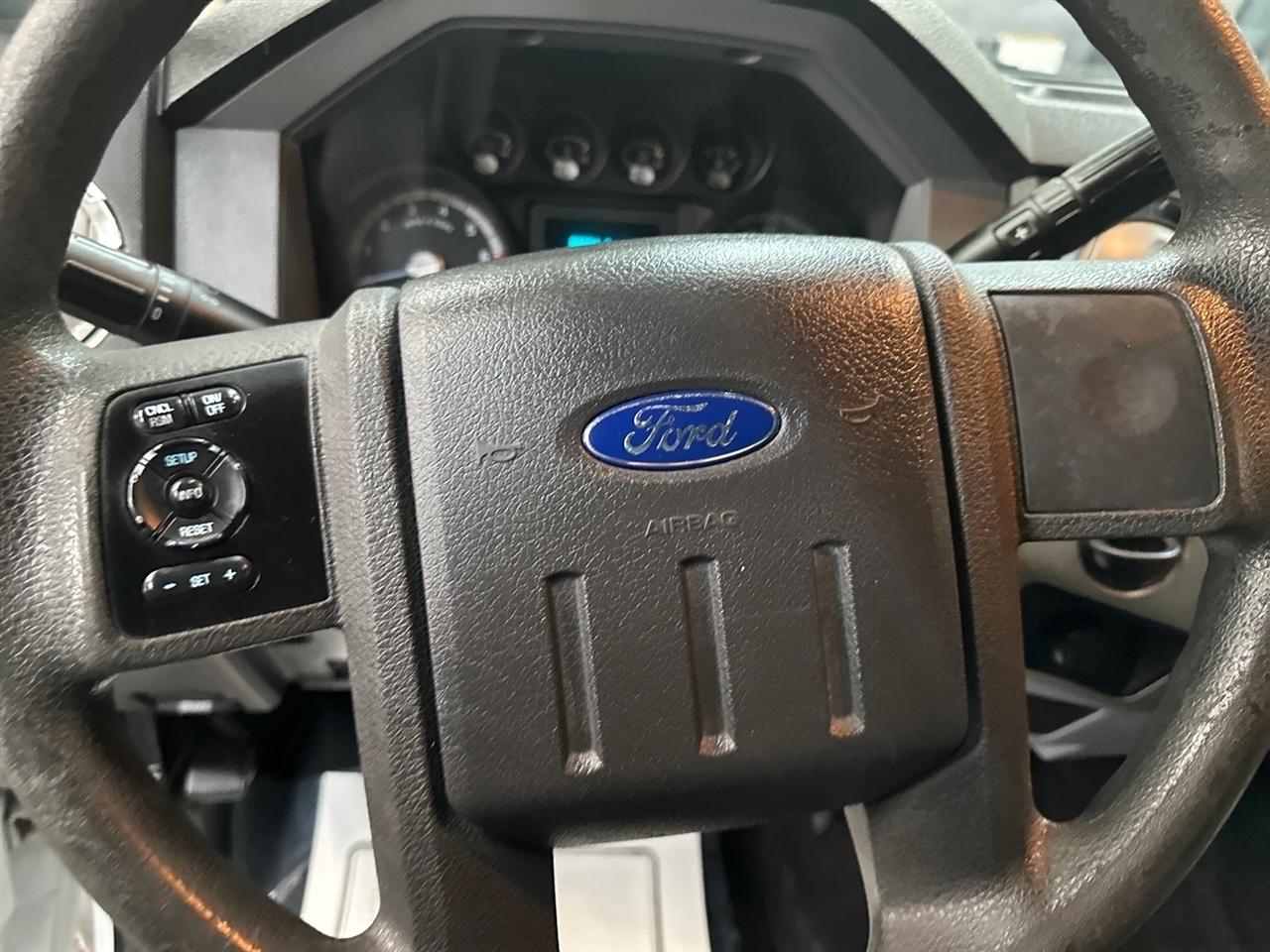 Ford Super Duty F-250 SRW 4WD SuperCab 142" Lariat 2011