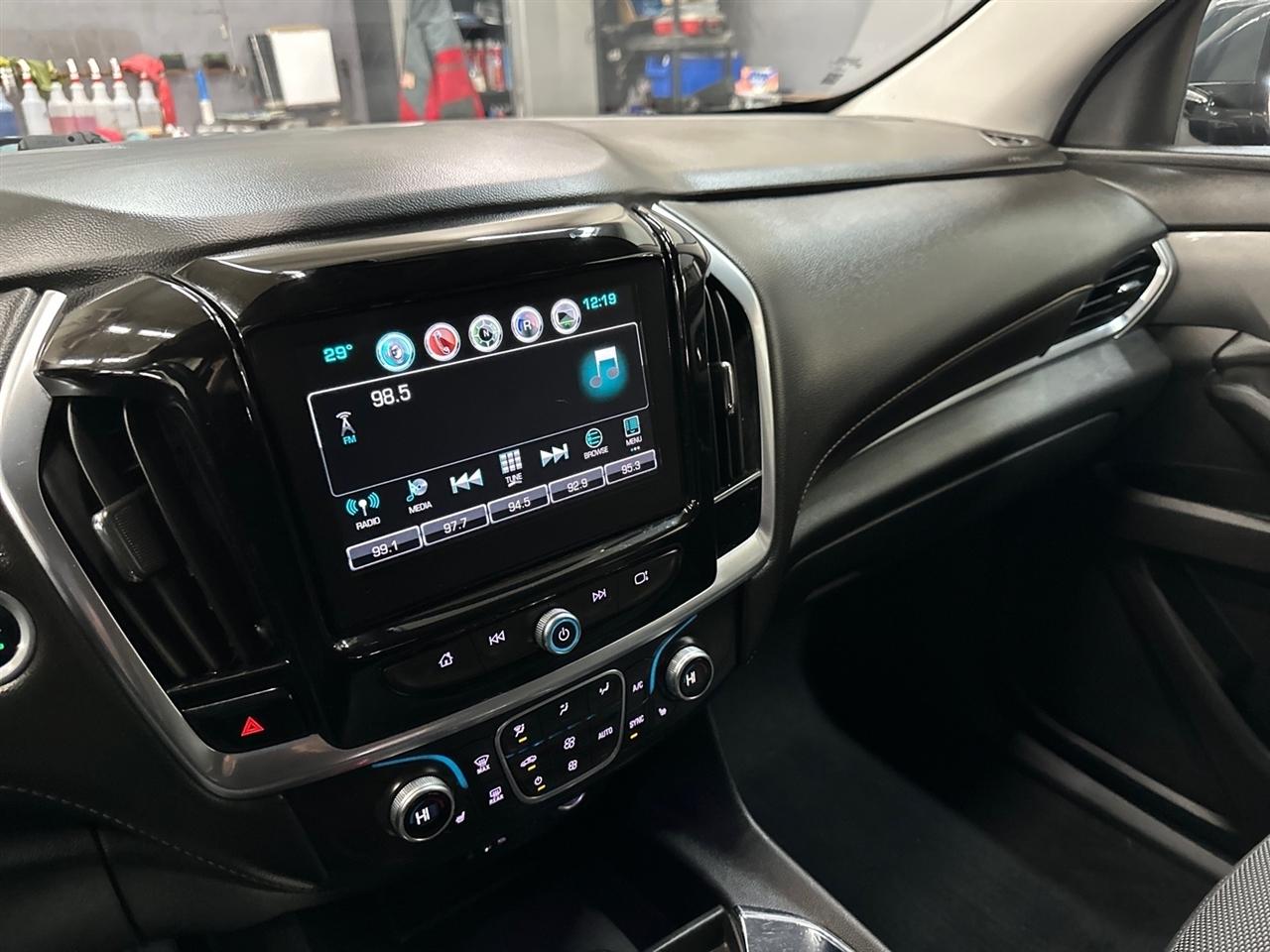 Chevrolet Traverse AWD 4dr LT Cloth w/1LT 2018