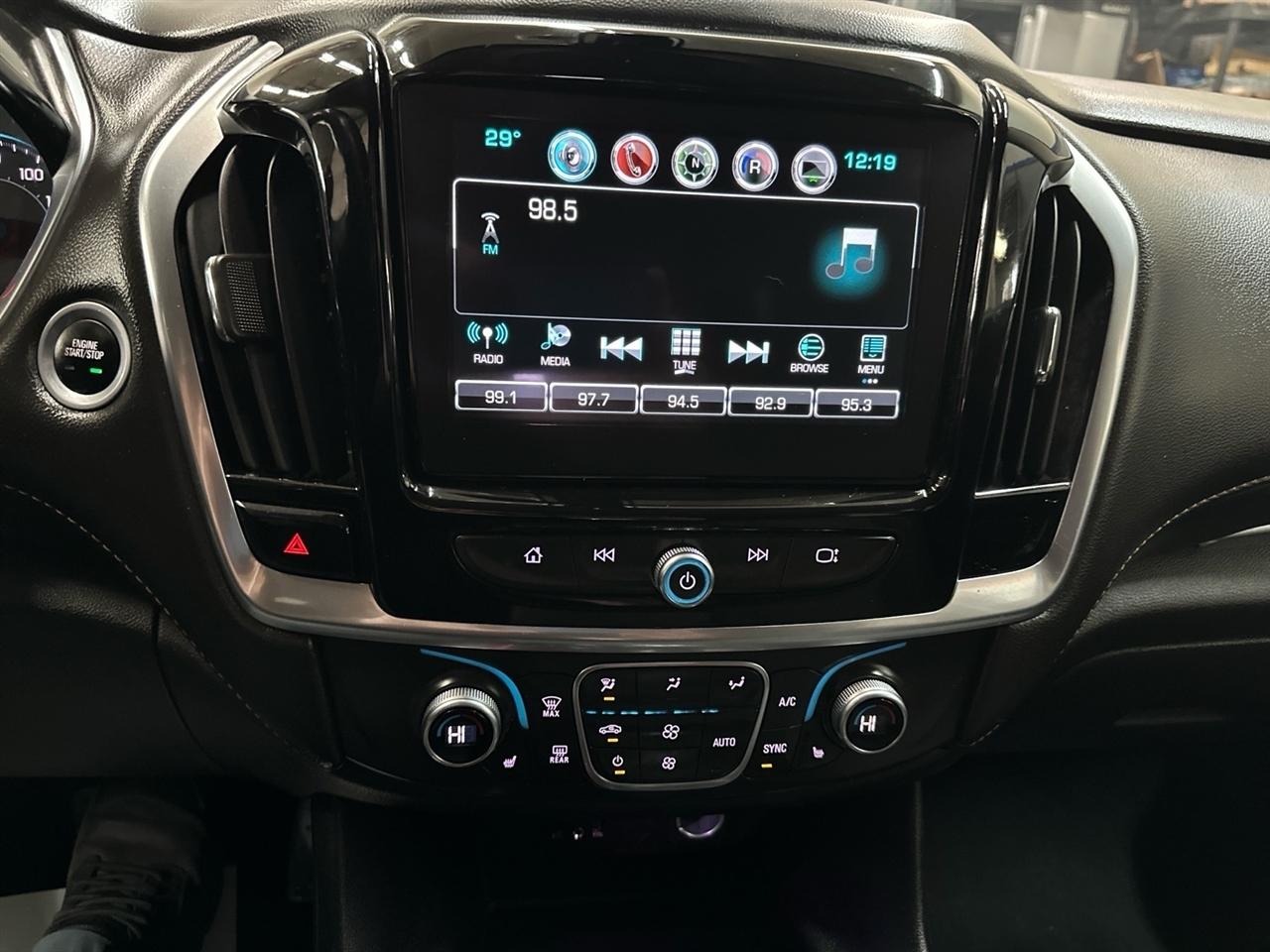 Chevrolet Traverse AWD 4dr LT Cloth w/1LT 2018