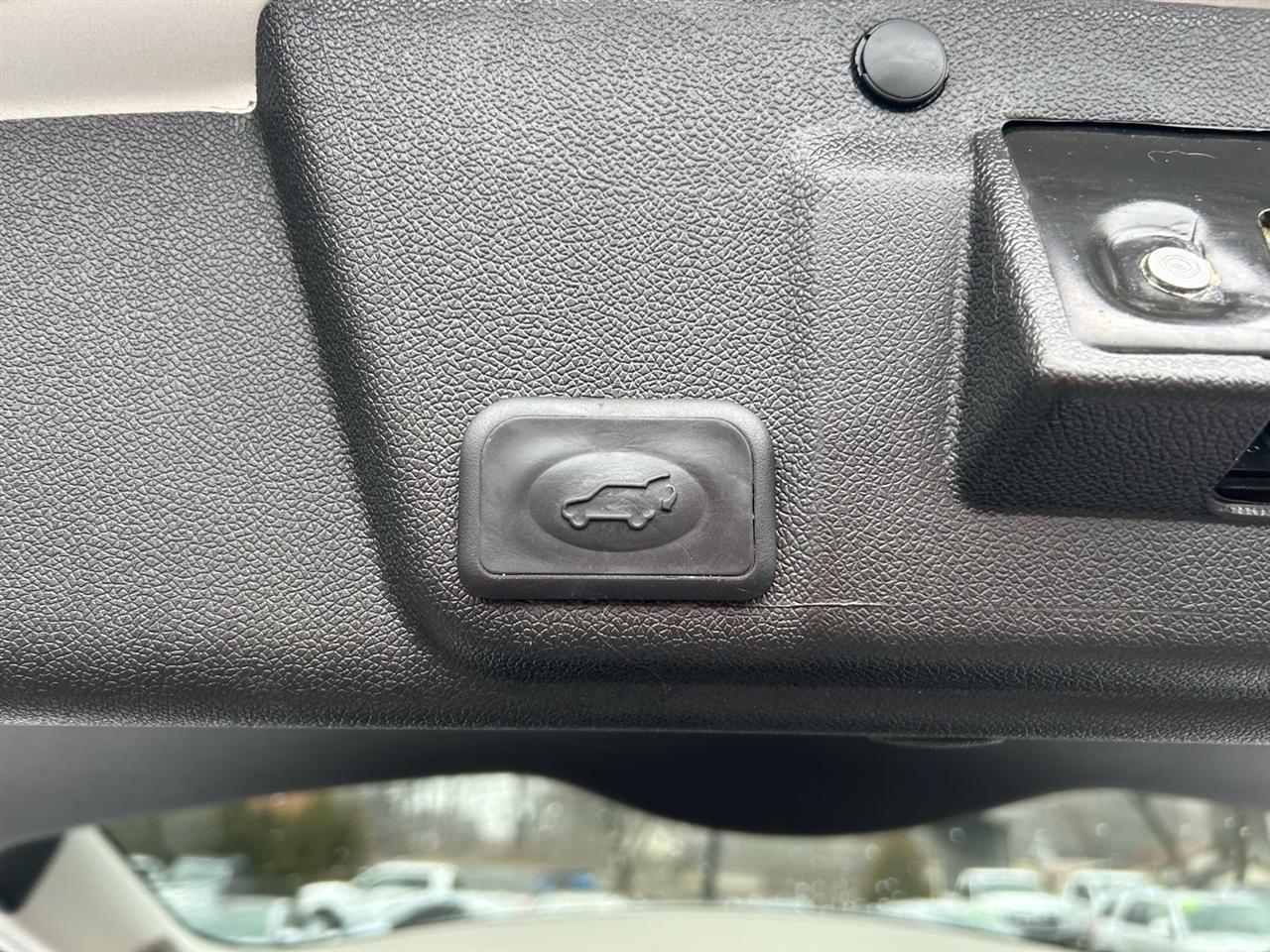 Buick Enclave AWD 4dr Leather 2016