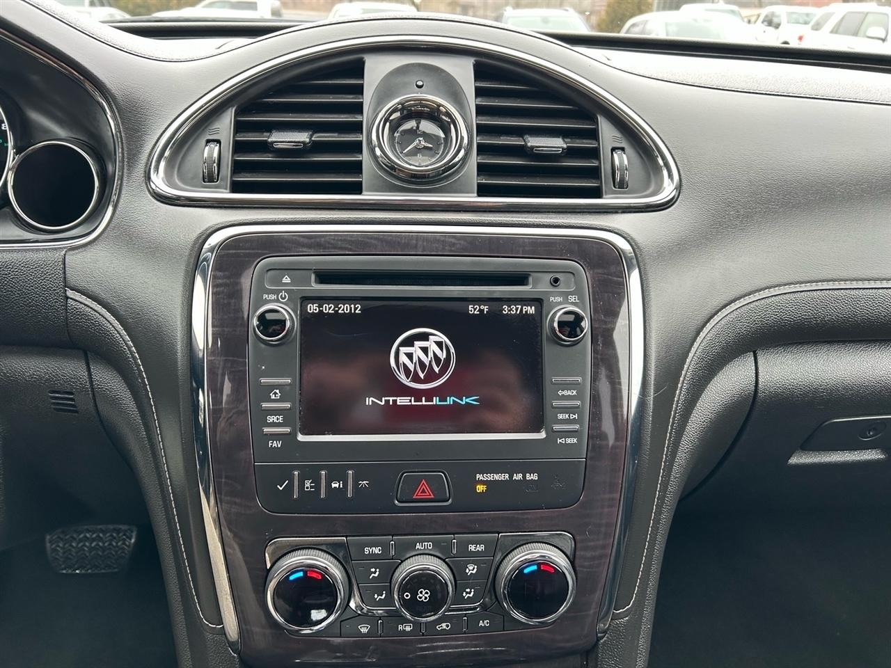 Buick Enclave AWD 4dr Leather 2016