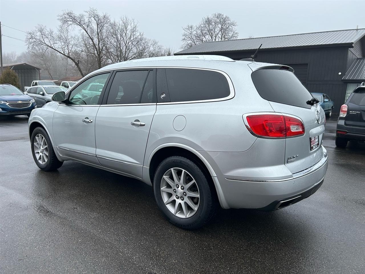 Buick Enclave AWD 4dr Leather 2016