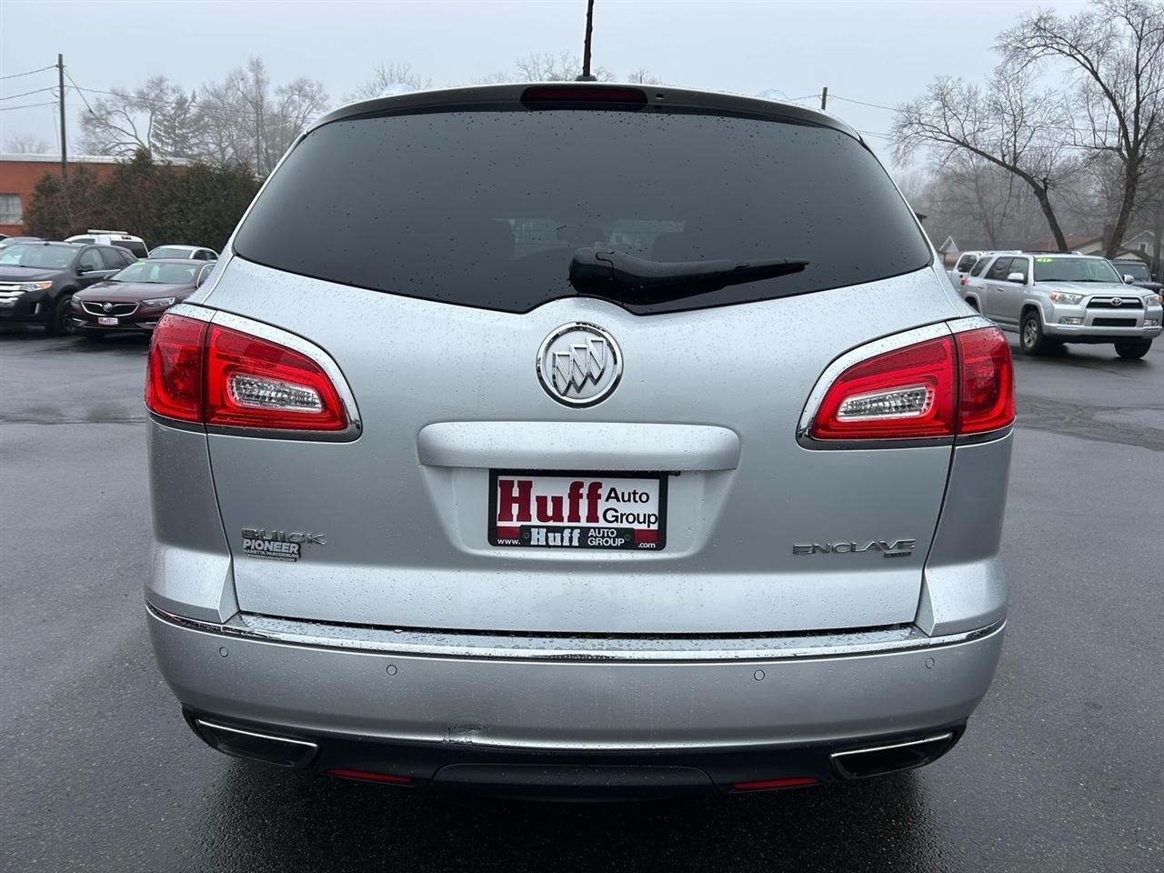 Buick Enclave AWD 4dr Leather 2016