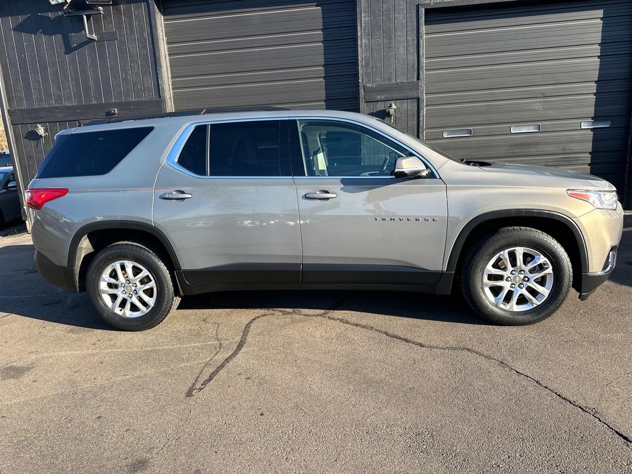 Chevrolet Traverse AWD 4dr LT Cloth w/1LT 2019