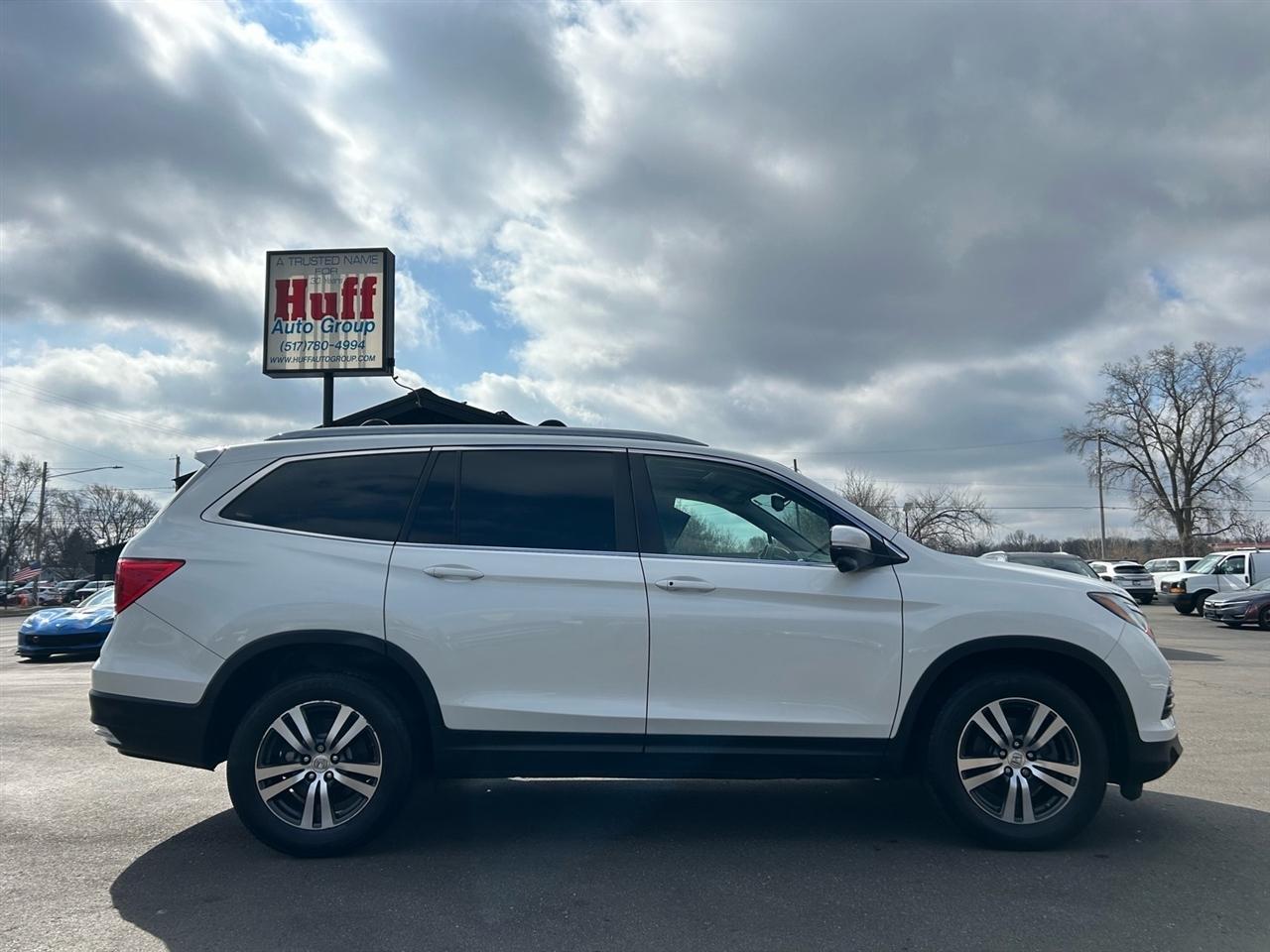 Honda Pilot EX-L w/Navigation AWD 2017